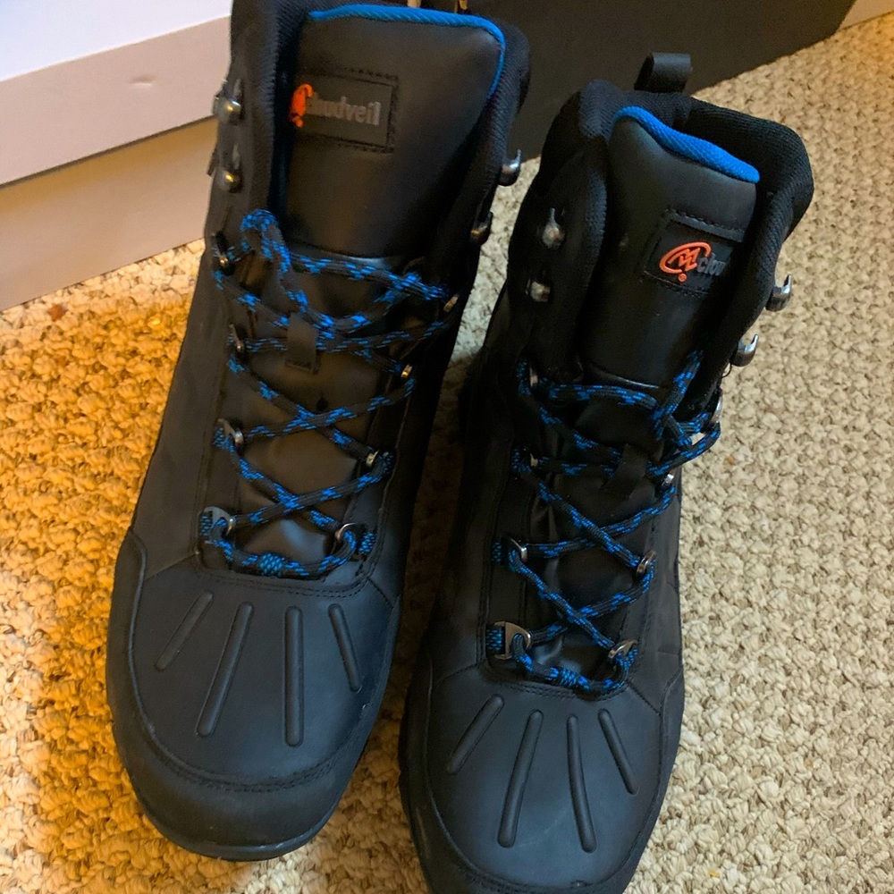 Cloudveil boots
